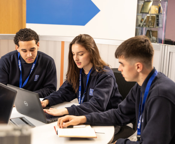 Why choose a Rolls-Royce apprenticeship?